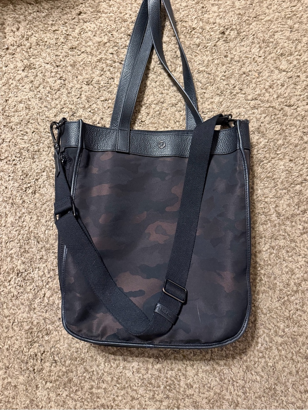 Lululemon Camouflage Tote Bag - Black/Brown
